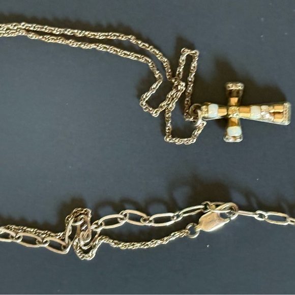 Vintage Ayala Bar Cross Necklace. Beautiful Necklace RARE. - Picture 7 of 16